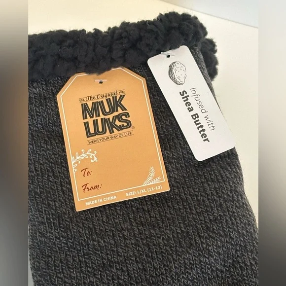 Muk Luks Men's Black Socks - Picture 2 of 5